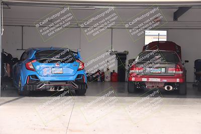 media/Oct-19-2025-Speed Ventures (Sun) [[a6e7fe67be]]/Around the Pits/